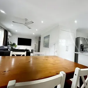 3-bedroom House In Holiday home